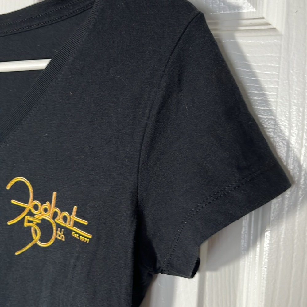Foghat Black Graphic Short Sleeve Concert Tee - Picture 7 of 11